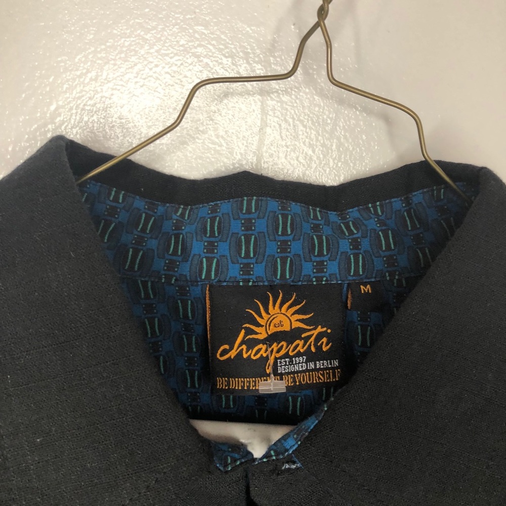 Shirt - Picture 2 of 6